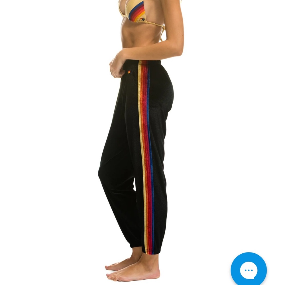 Aviator Nation CLASSIC VELVET SWEATPANTS - BLACK; Size Large